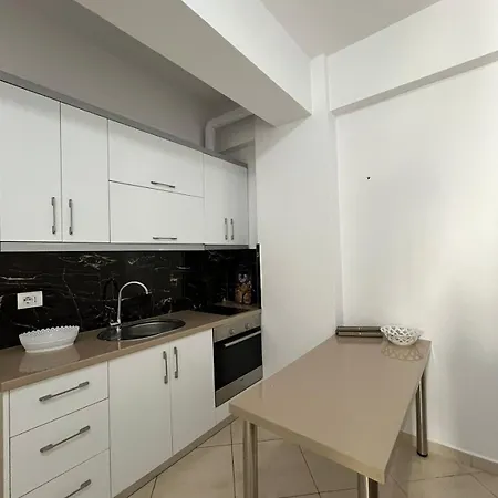 Neo Diamond Sea Sarandë